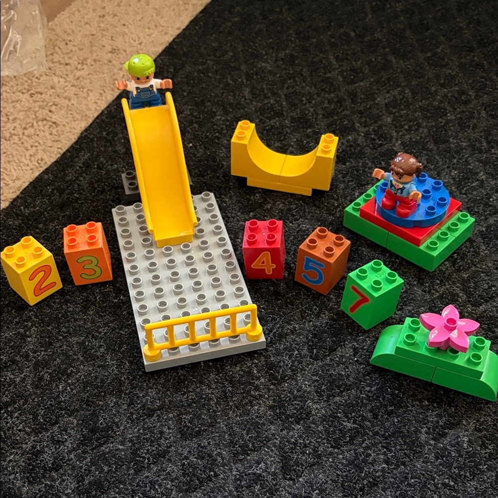 Lego Duplo Block Set Yellow Slide And Merry Go Round With Two figures
